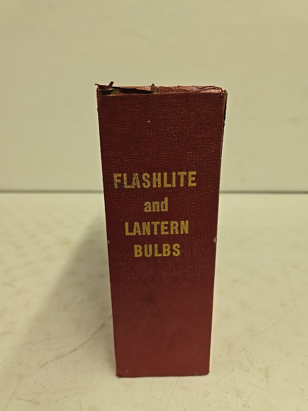 Vintage Serv-a-lite Moline IL Flashlight Bulb Merchandiser No. 300 Store Display