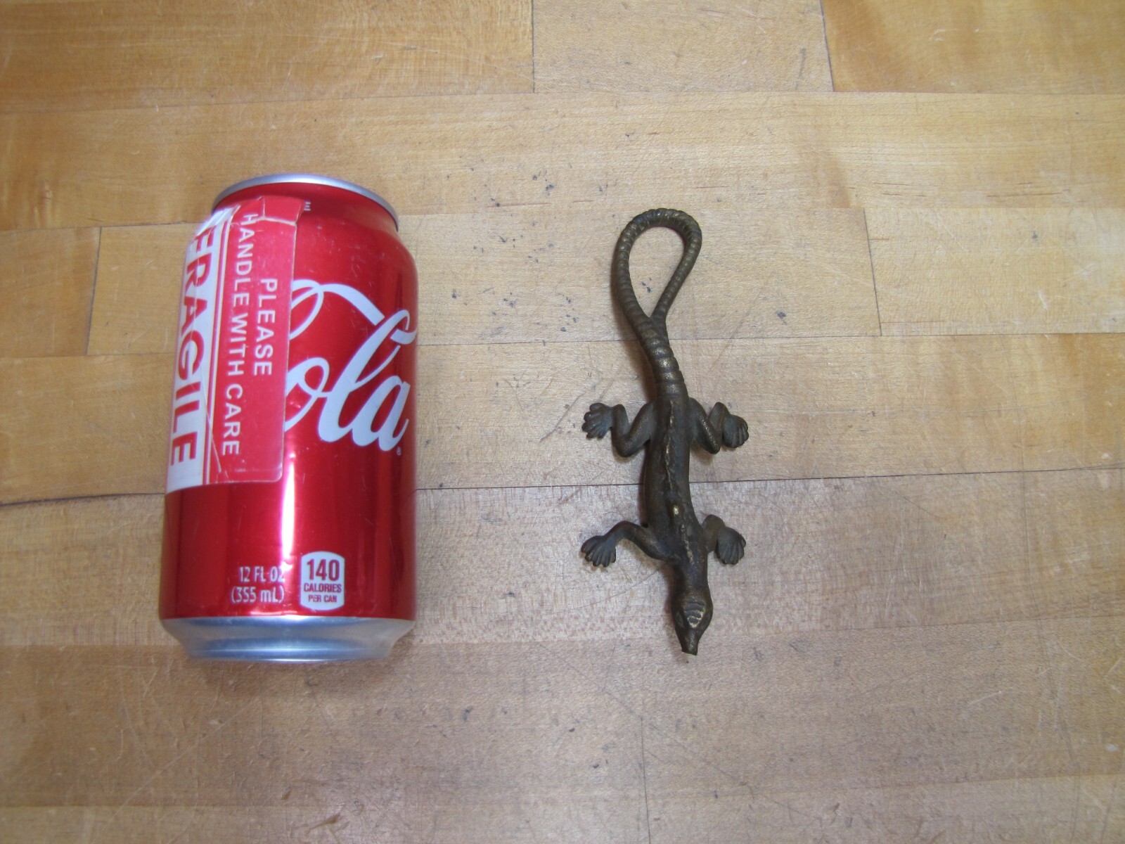 COMPLIMENTS OF C BUCHHOLTZ Co HOBOKEN NJ Antique Advertising Gecko Lizard