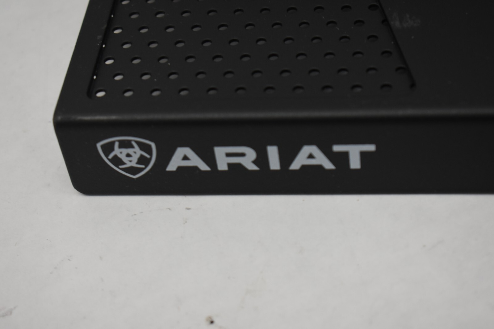 Lot of 10 Ariat Retail Shoe Shelf Black 10″ x 6″ x 1-1/4″ Stainless Steel Shelf