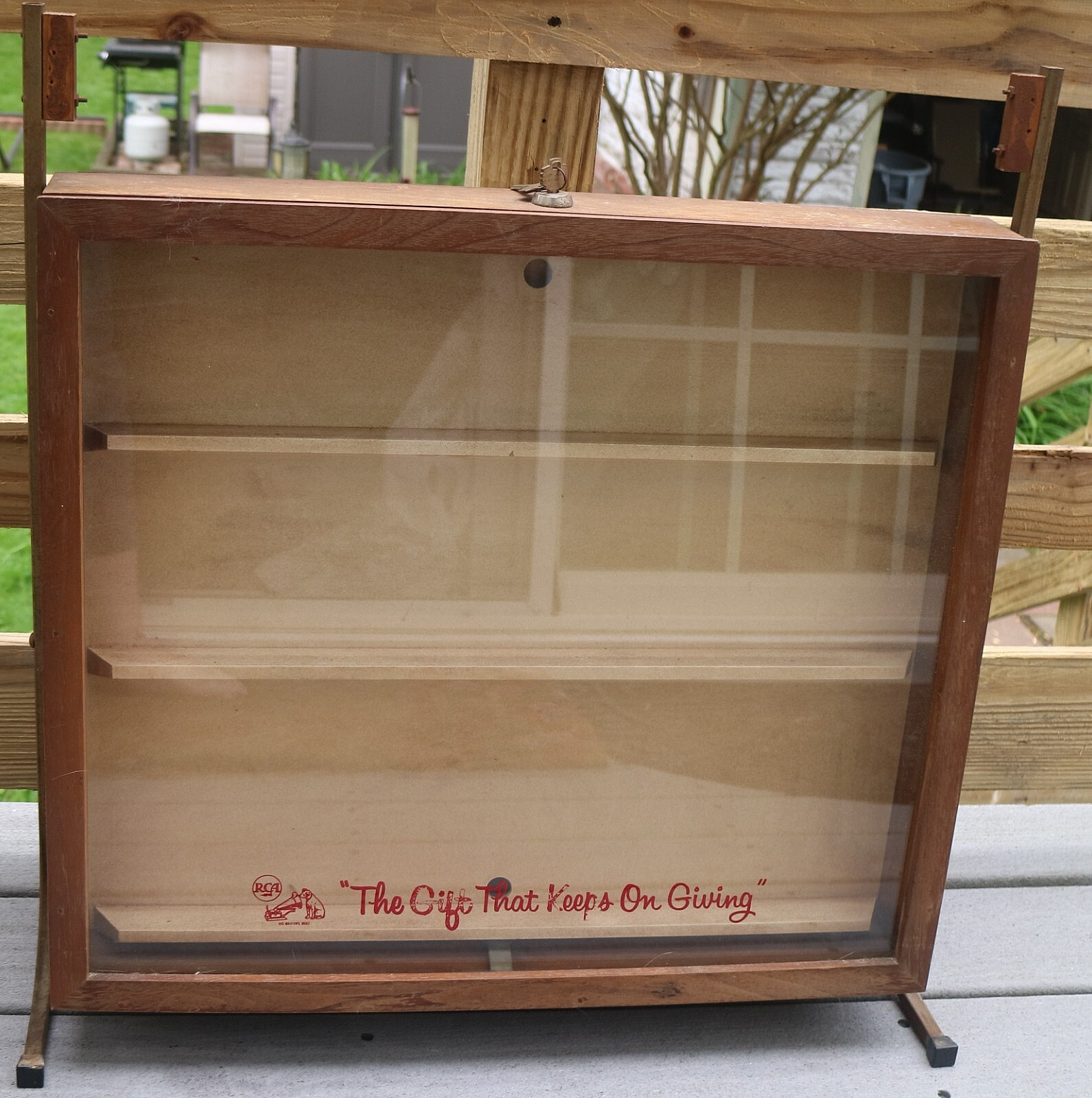 VTG RCA Store Counter Display w/ Lock & Key – Local pickup Philly/south jersey