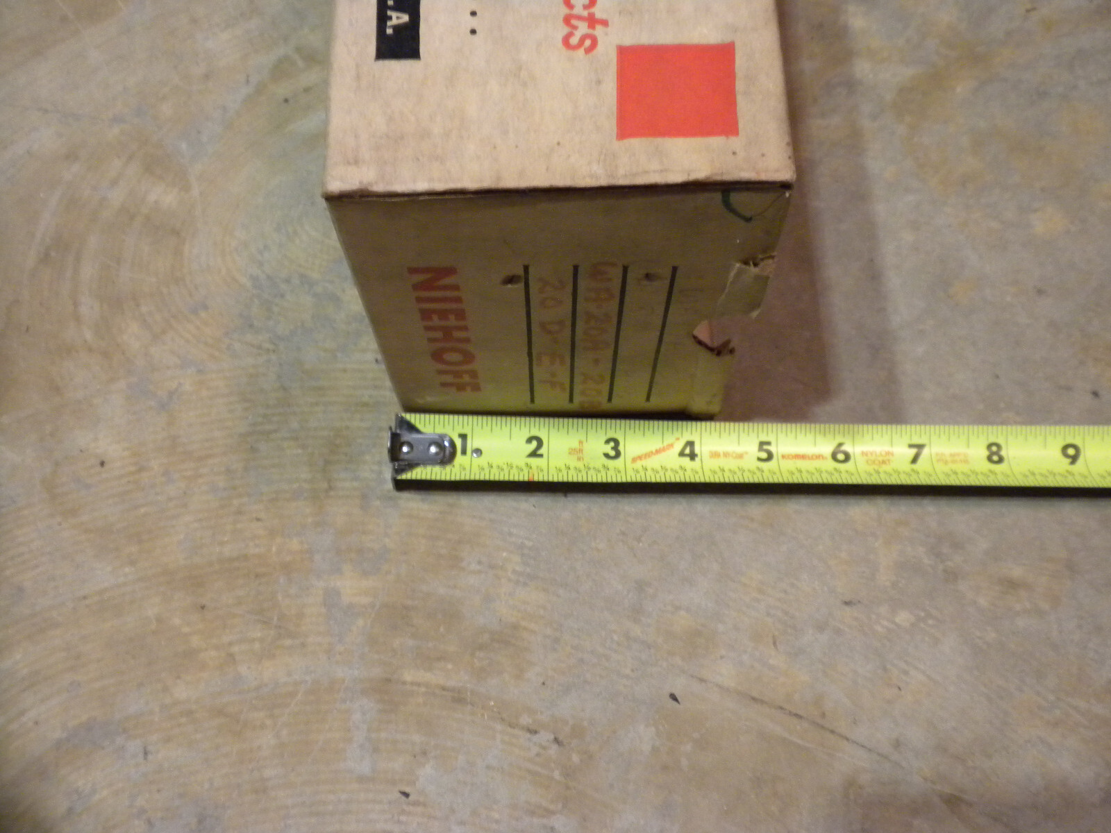 LOTS OF WEAR Vintage Niehoff Automotive Products Store Empty 11″x6″ Storage Box