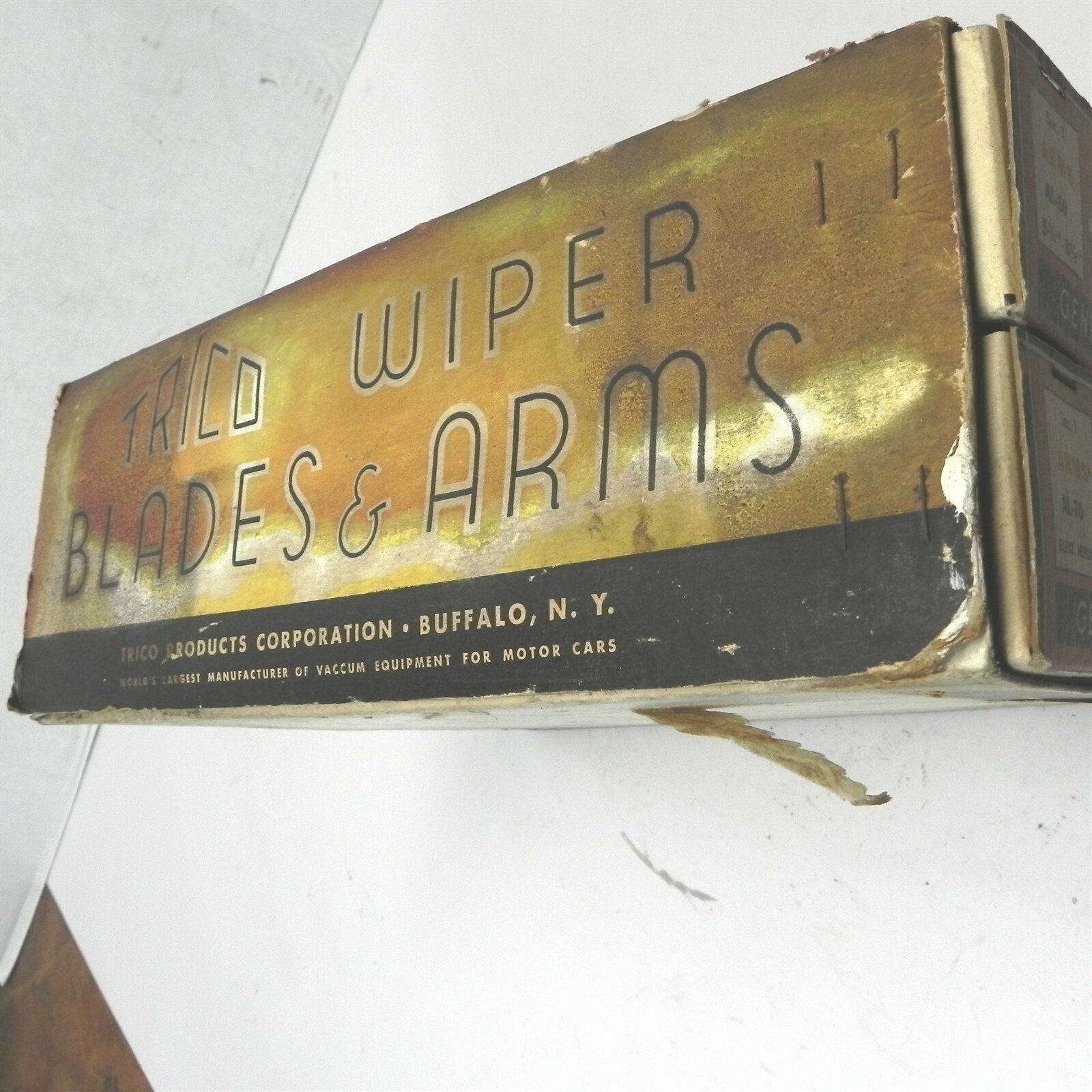 VINTAGE 1930S 1940S TRICO WIPER DISPLAY CARDBOARD BOX NO PARTS 13″ x 5″ x 9 1/2″