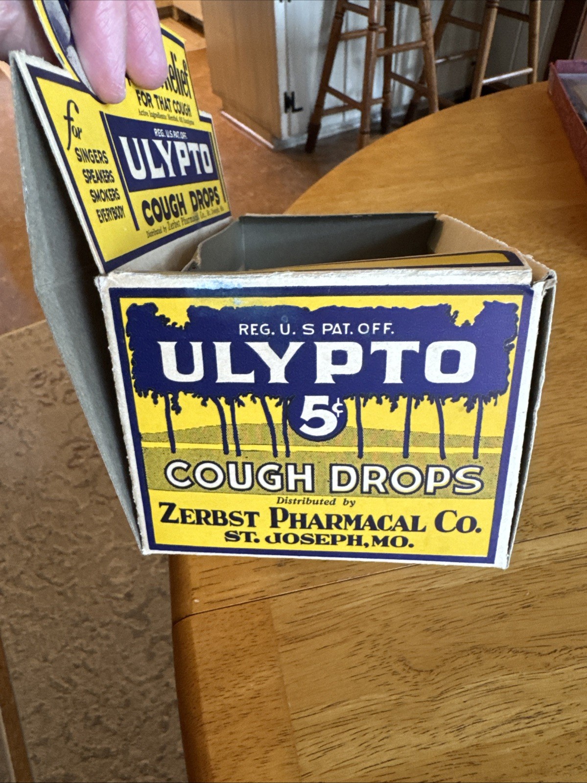 Ulypto Cough Drops Zerbst St Joseph MO Drug Grocery Store Display 1930s NOS Look