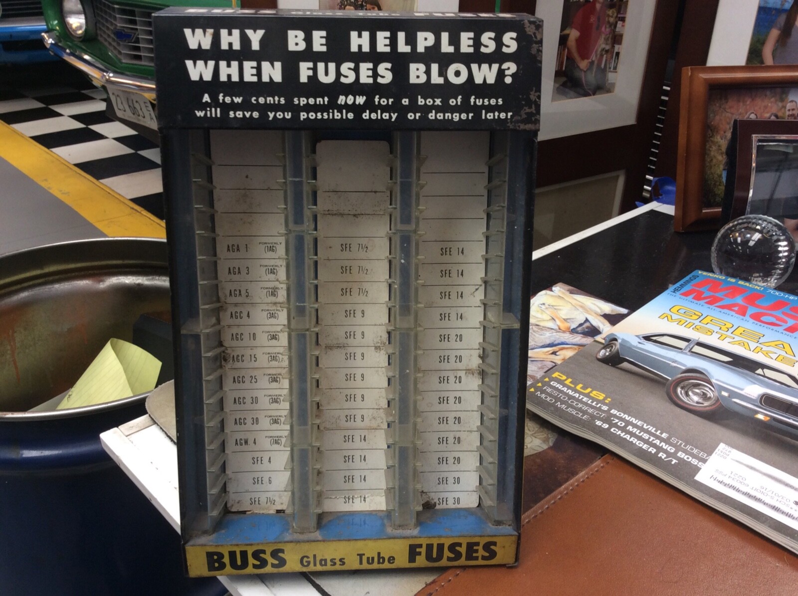 Buss Fuse Counter Display from my dads Shell gas Station pre 1960 VG condition
