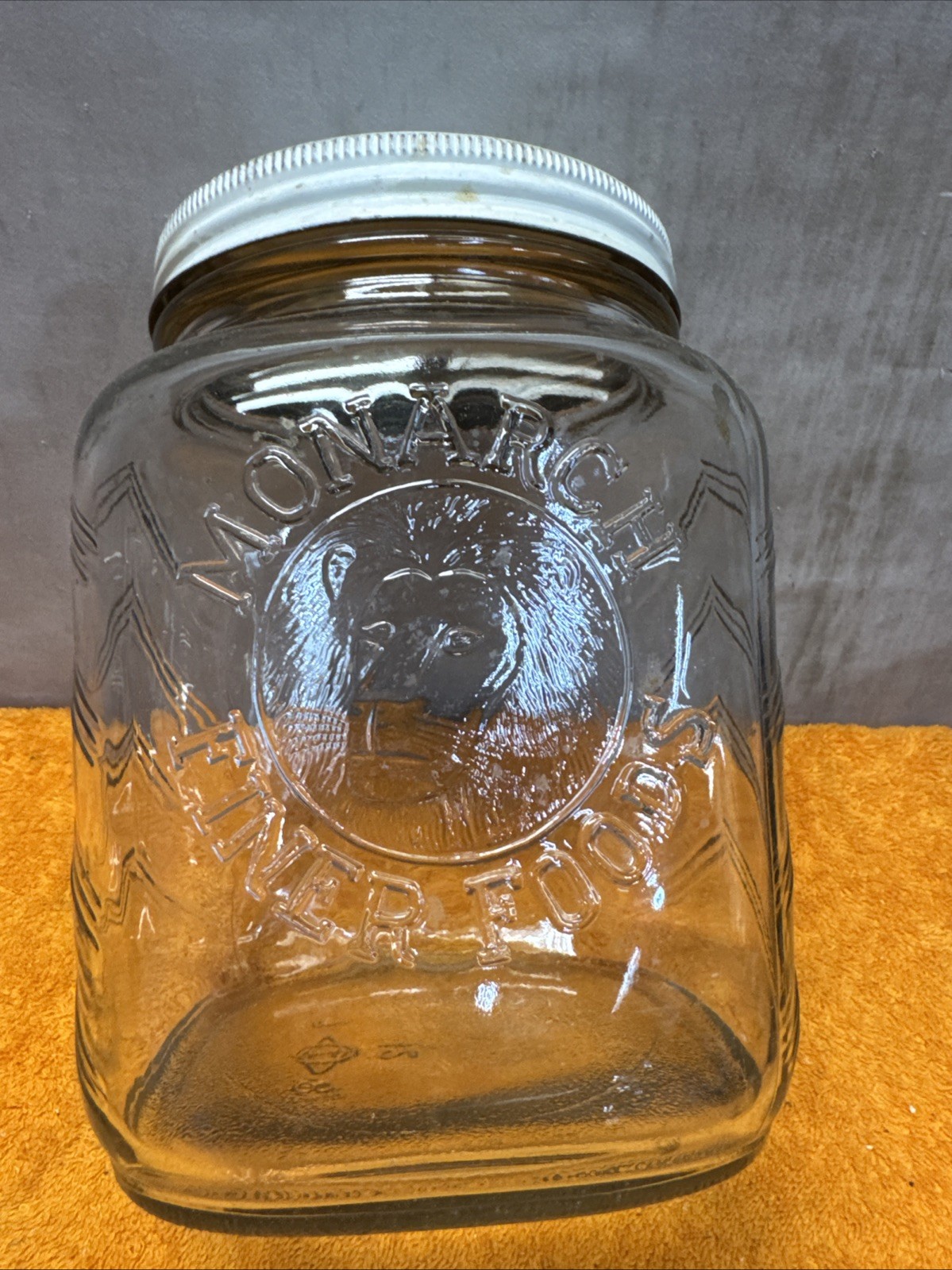 N• Vintage Large Embossed Lions Head Monarch Finer Foods Jar Kitchen Canister