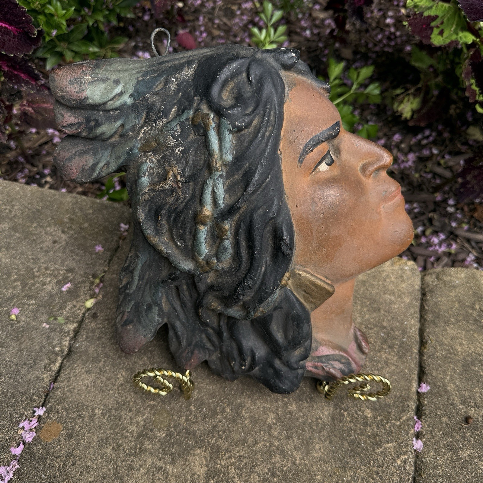 VTG Indian Head Wall Hanging Chalkware Native American Cigar Store Hiawatha Art