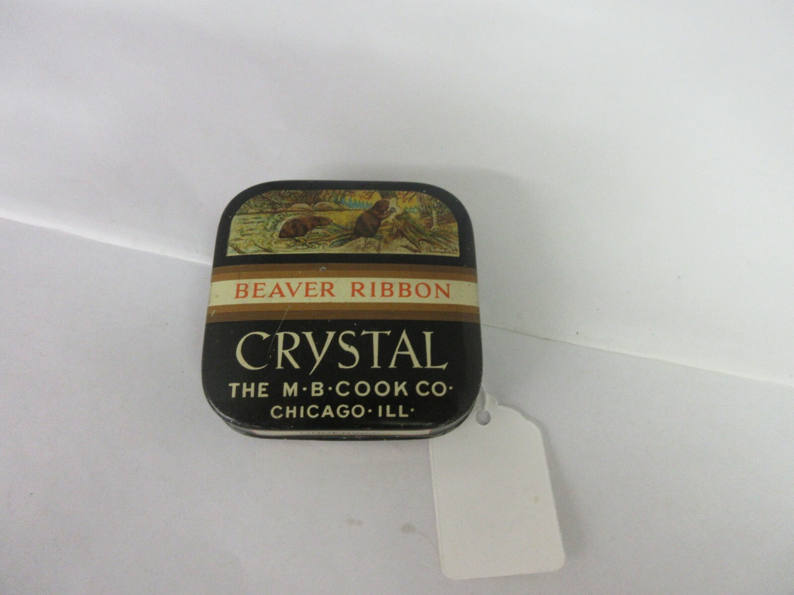VINTAGE ADVERTISING TYPEWRITER RIBBON BEAVER COLLECTIBLE TIN 773-