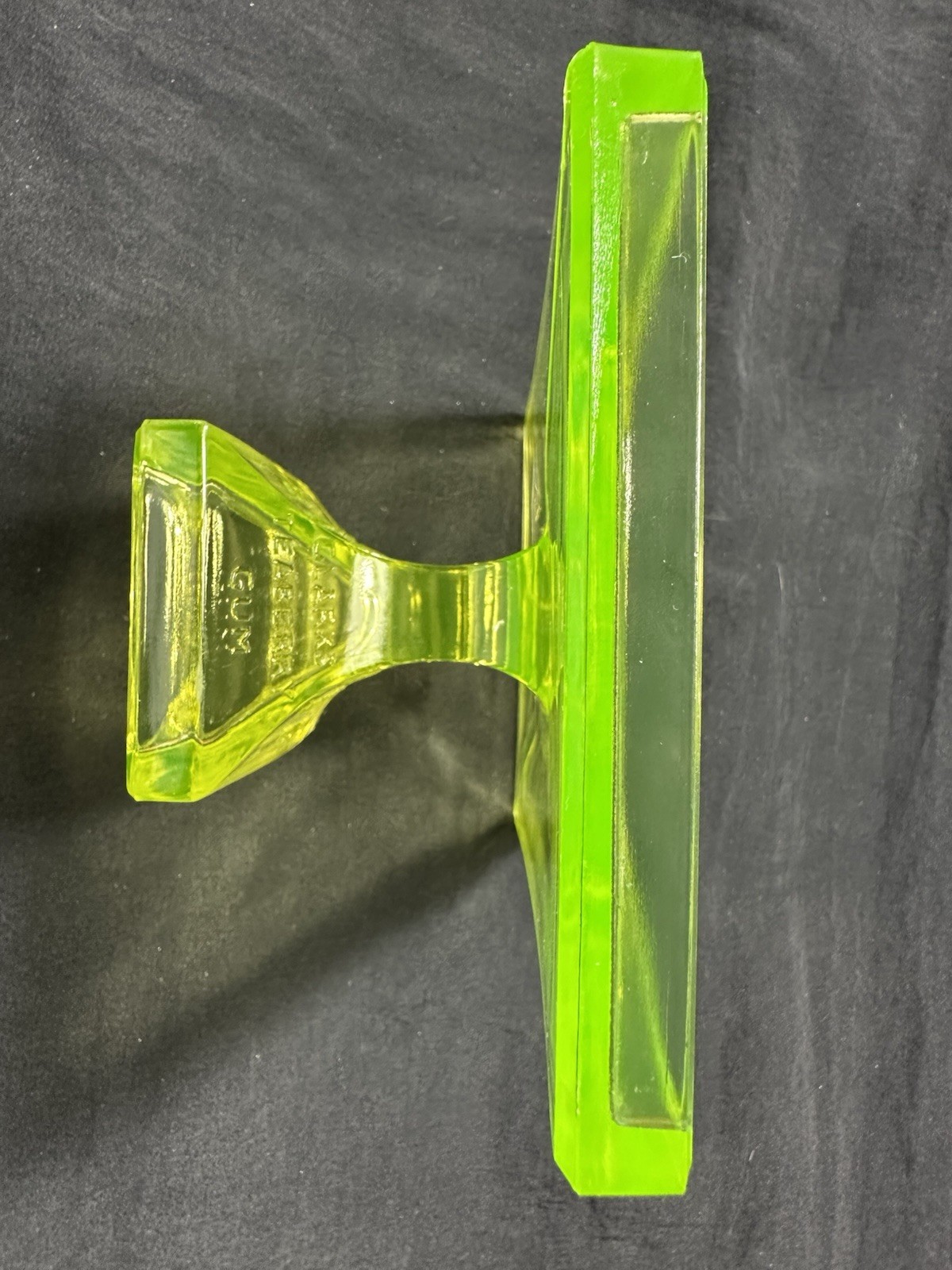 Vintage Vaseline/Uranium Clark’s Teaberry Gum Glass Display Tray w/ Original Gum
