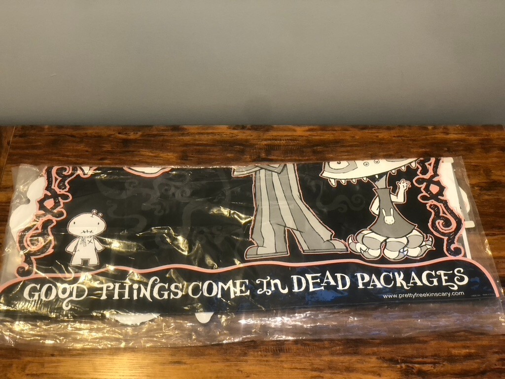 Brand New Pretty Freekin Sscary Walmart Display in Sealed Bag Rare Vintage