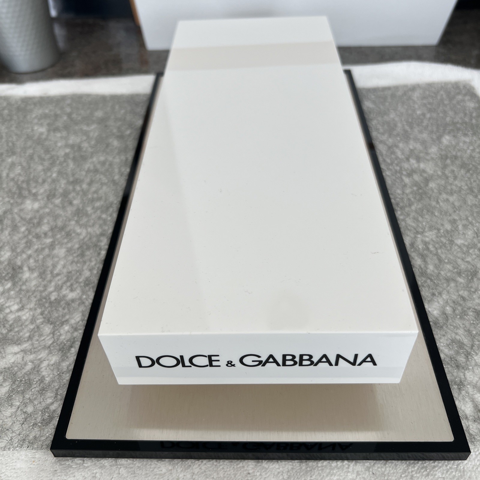 DOLCE & GABBANA Luxury Original Store Counter Display 14″x7.25″x3″ 2.5lb Durable