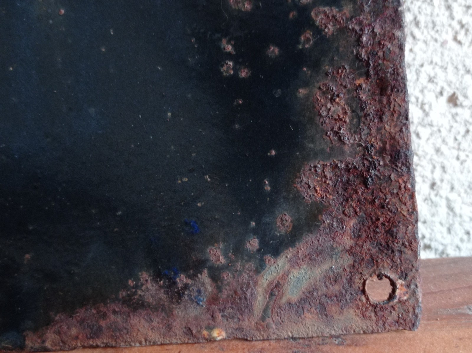OLD ENAMELLED STREET, HOUSE PLAQUE – NUMBER 3 – 15 x 20 cm – BOMBED