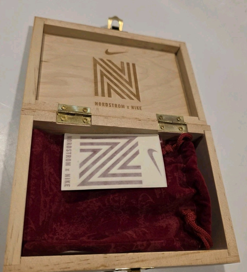 RARE NIKE SMALL NORDSTROM X WOOD JEWELRY PROMO BOX MIRACLE KICKS FORTUNE TELLER