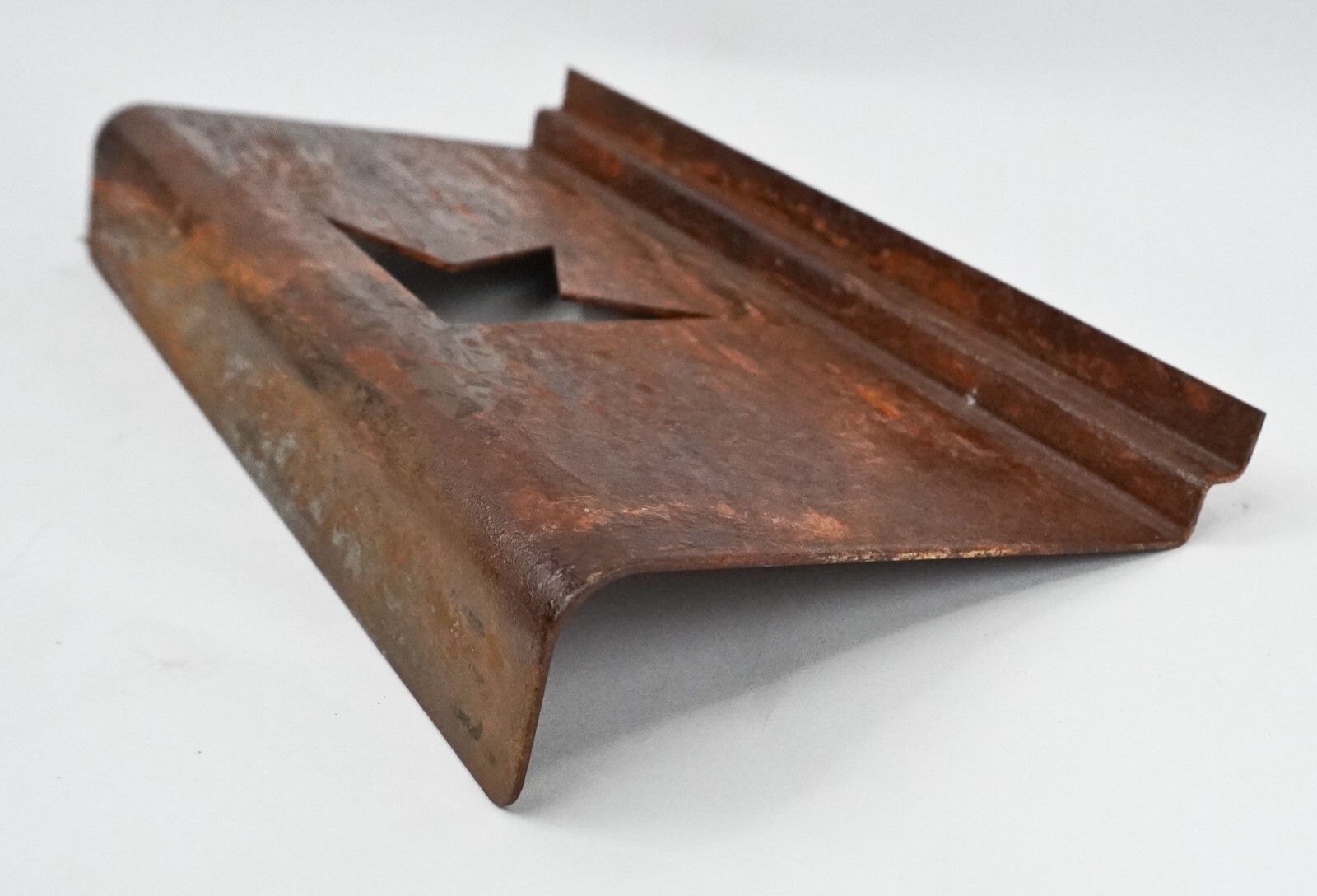 Dekline Shoes Skate Skateboard SLATWALL SHELF Display Metal Rust NOS