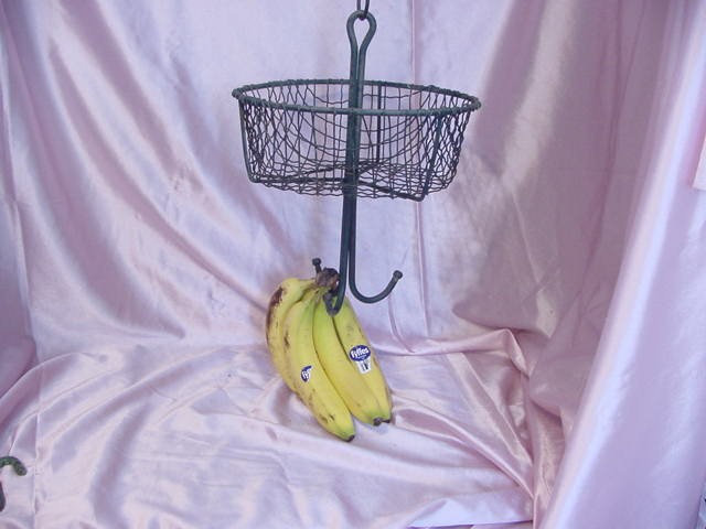 VINTAGE 1940s ERA MOM & POP FOOD CORNER STORE HANGING FRUIT VEG. DISPLAY BASKET