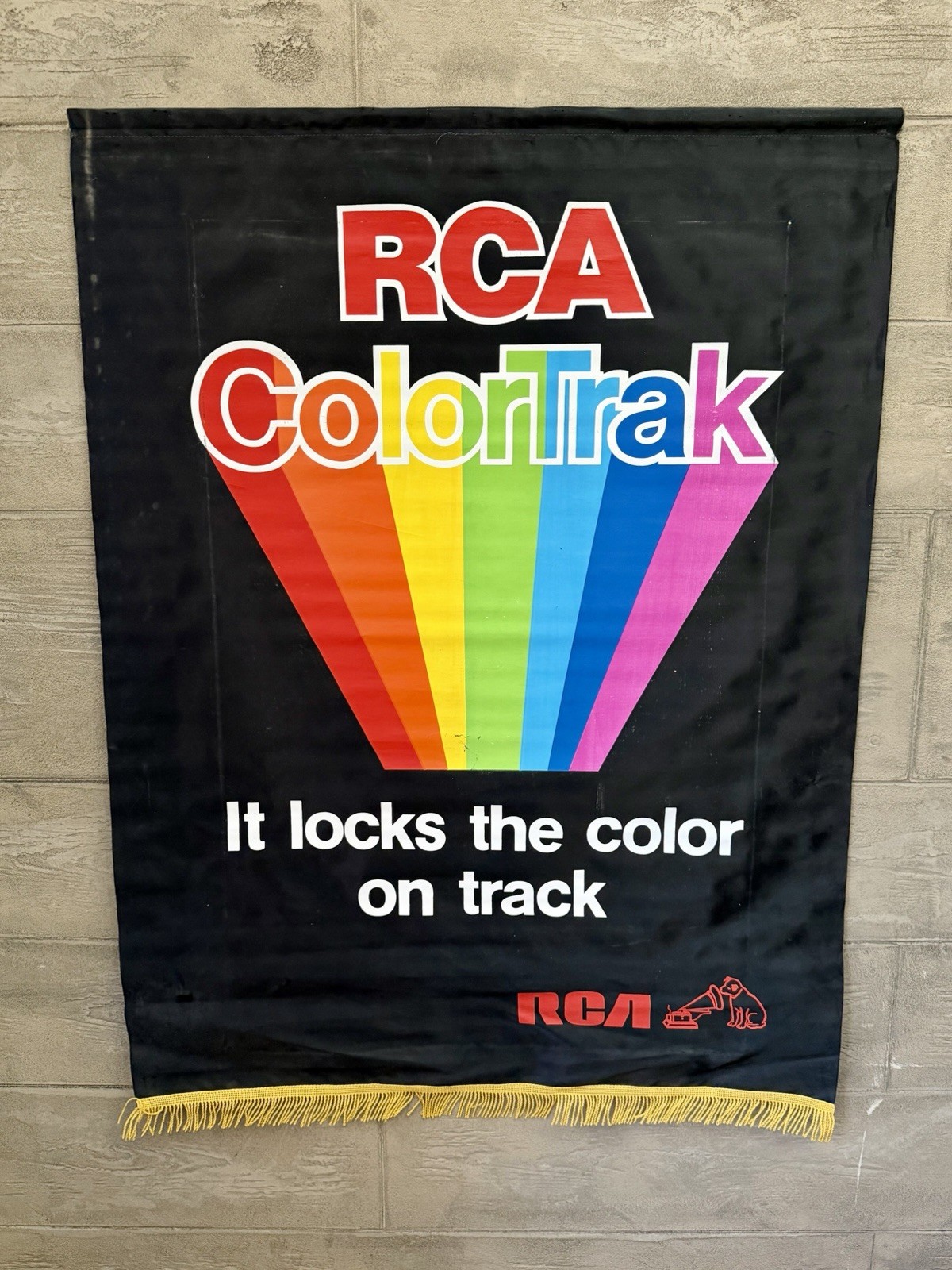 Vtg RCA Color TV ColorTrak Pennant Banner Sign Advertising