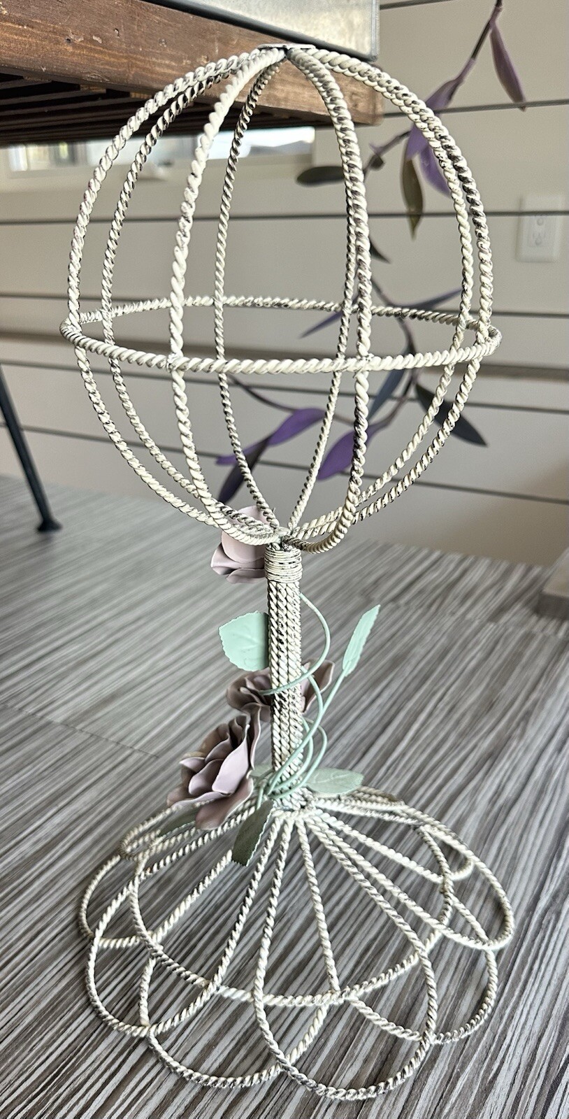 Vintage Antique Twisted Wire Metal Tole White & Pink Rose Hat Stand