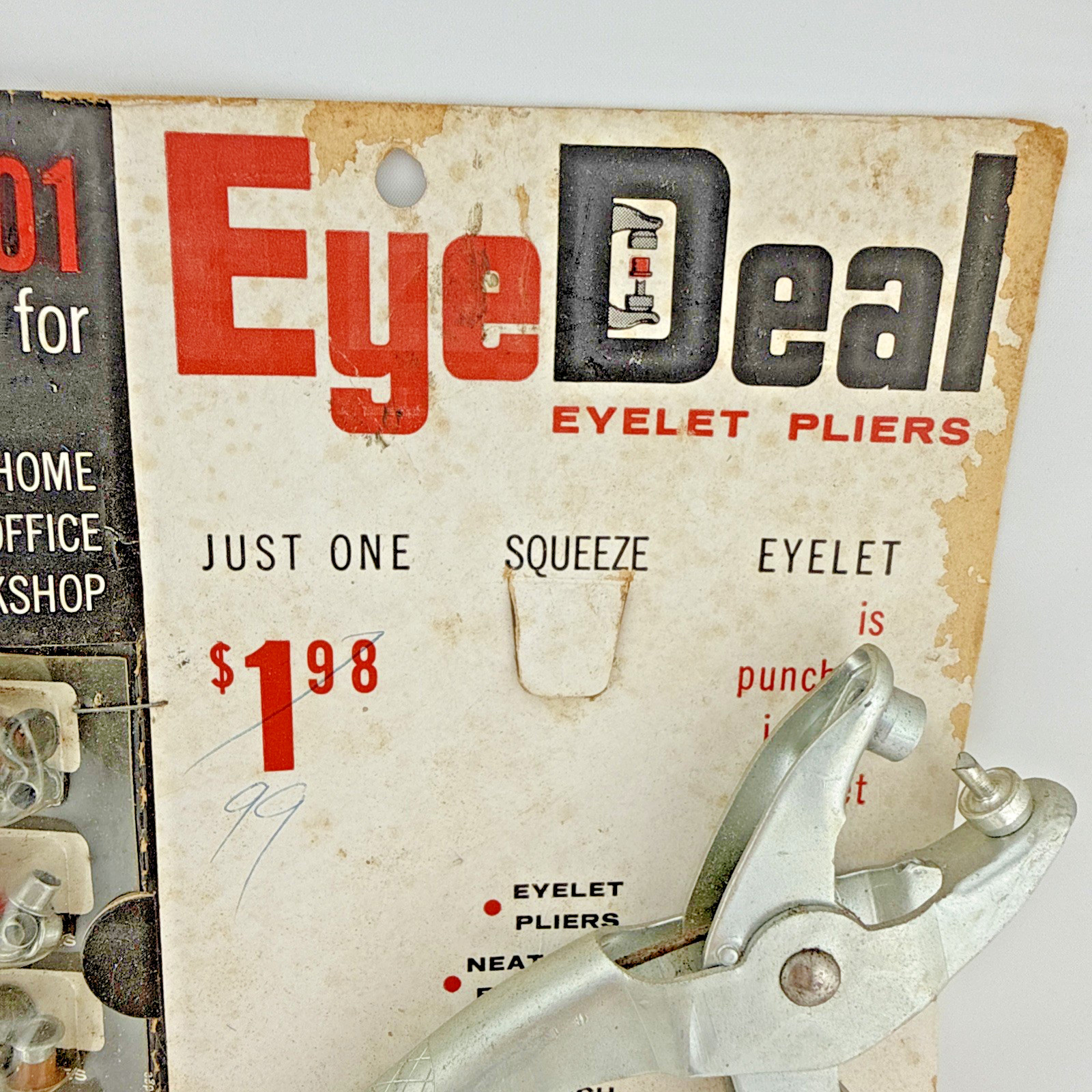 Vintage EyeDeal Eyelet Pliers & Eyelets Decorator Colors Original store Display