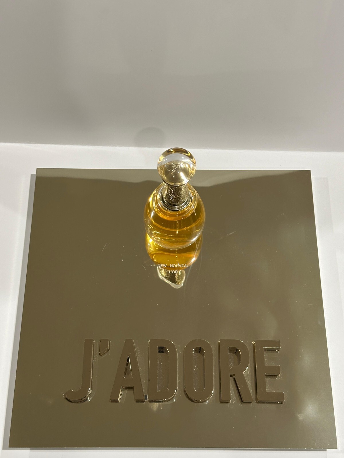 Dior Beauty Perfume Holiday Collector’s ⭐ J’adore L’or ⭐ Charm Display Stand