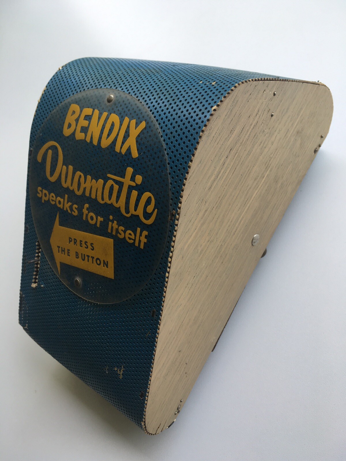 1953 Bendix Duomatic Store Display Record Player – Made by MiniTone Inc.