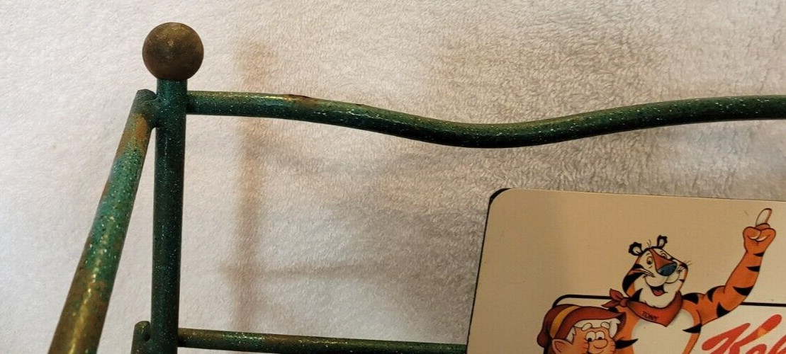 VTG ORG Kellogg’s Cereal Store Display Rack Green Metal Countertop Stand Retro