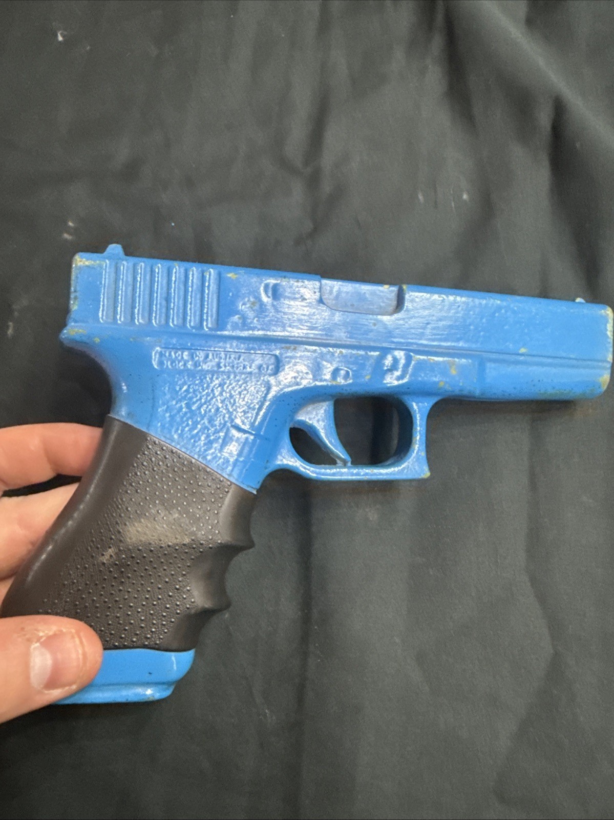 Vintage Hogue HANDALL Grip Blue Trainer Display Sporting Store Glock 17