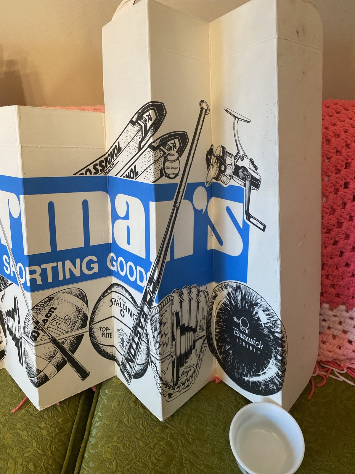 Herman’s World Of Sporting Goods Window STANDEE Vintage FOLD PROMO Sign RARE AD