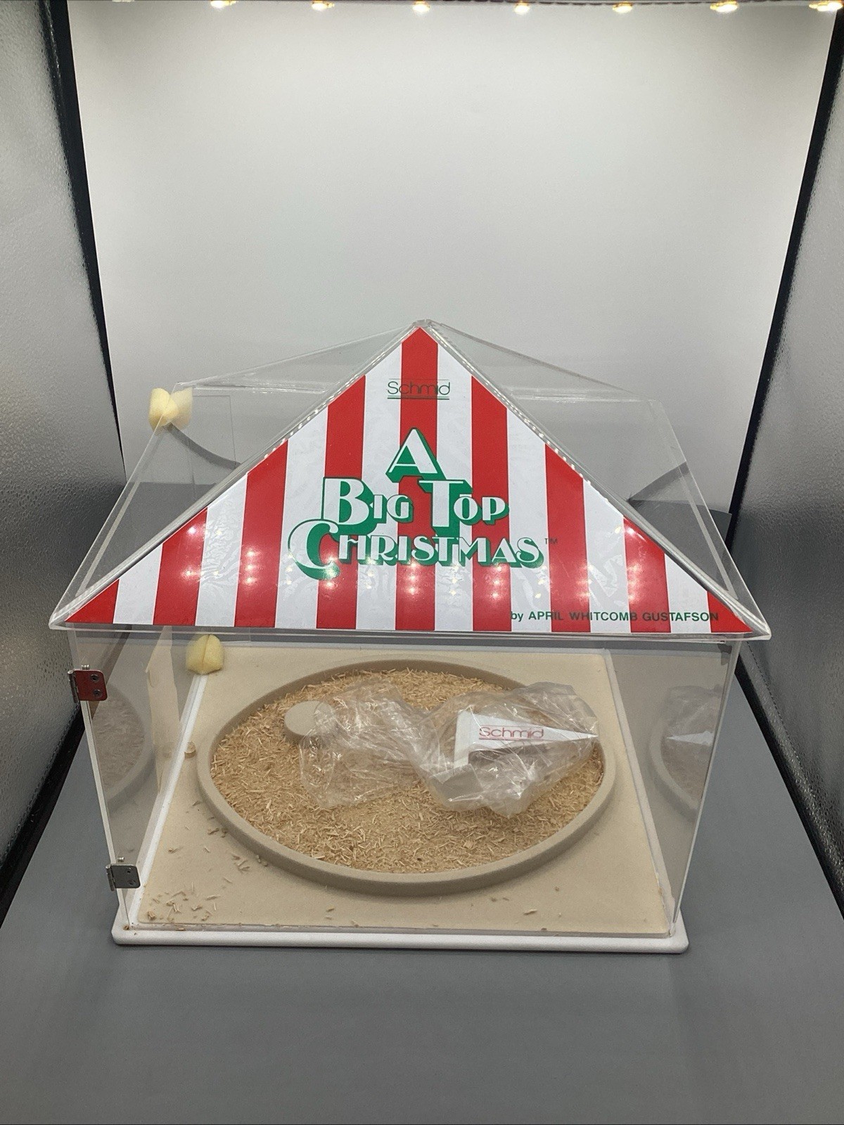 NOS Vintage 1980’s Schmid A Big Top Christmas Store Display With Lock *RARE*