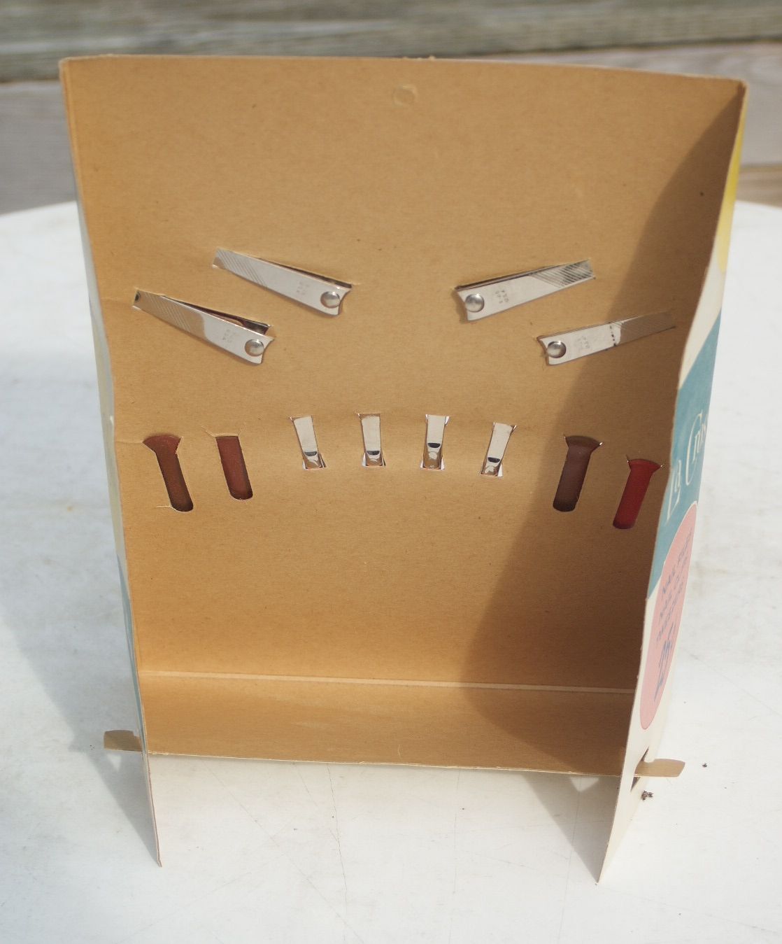 VINTAGE La CROSS MANICURE INSTRUMENTS COUNTER CARD POINT OF SALE DISPLAY vqs