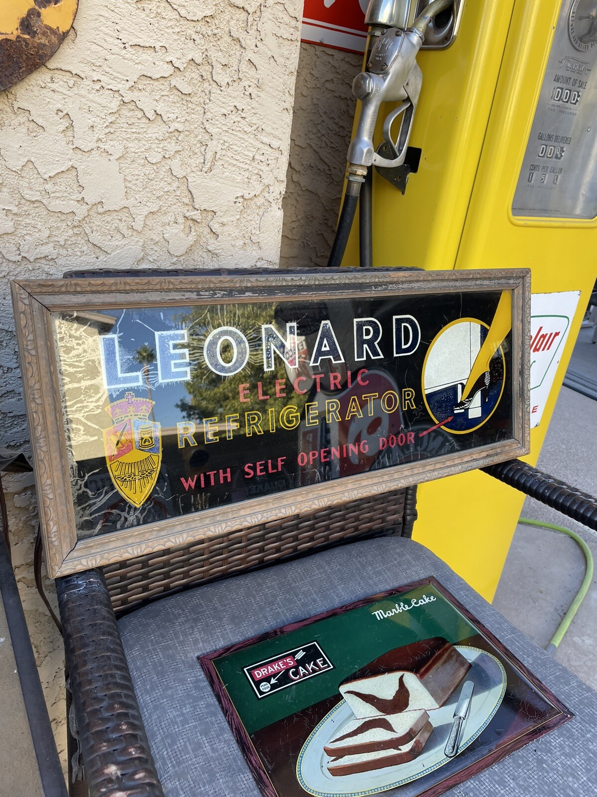 1940 Rare Lenard refrigerator display light Counter Top Or Hanging Display