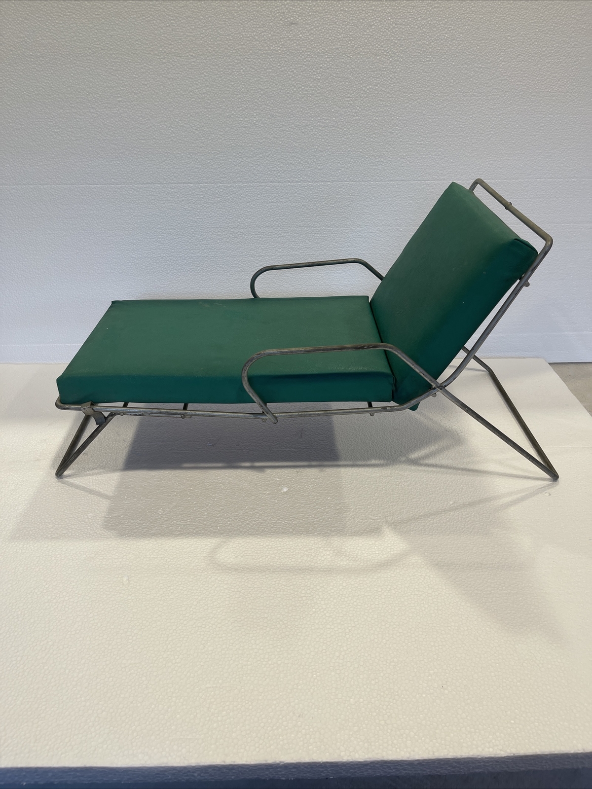 VINTAGE**RARE** V-Miniature No 9 Chaise Cover Store Display