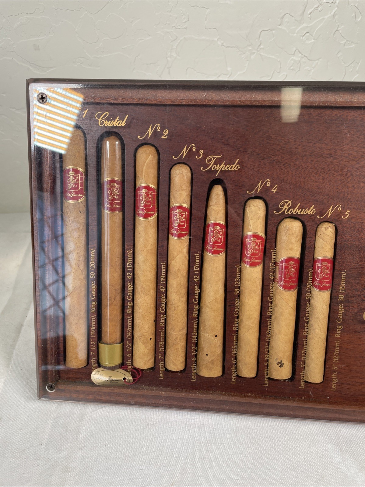 Vintage LEON JIMENES Cigar Wood & Acrylic Sales Store Display Dominican Repub.