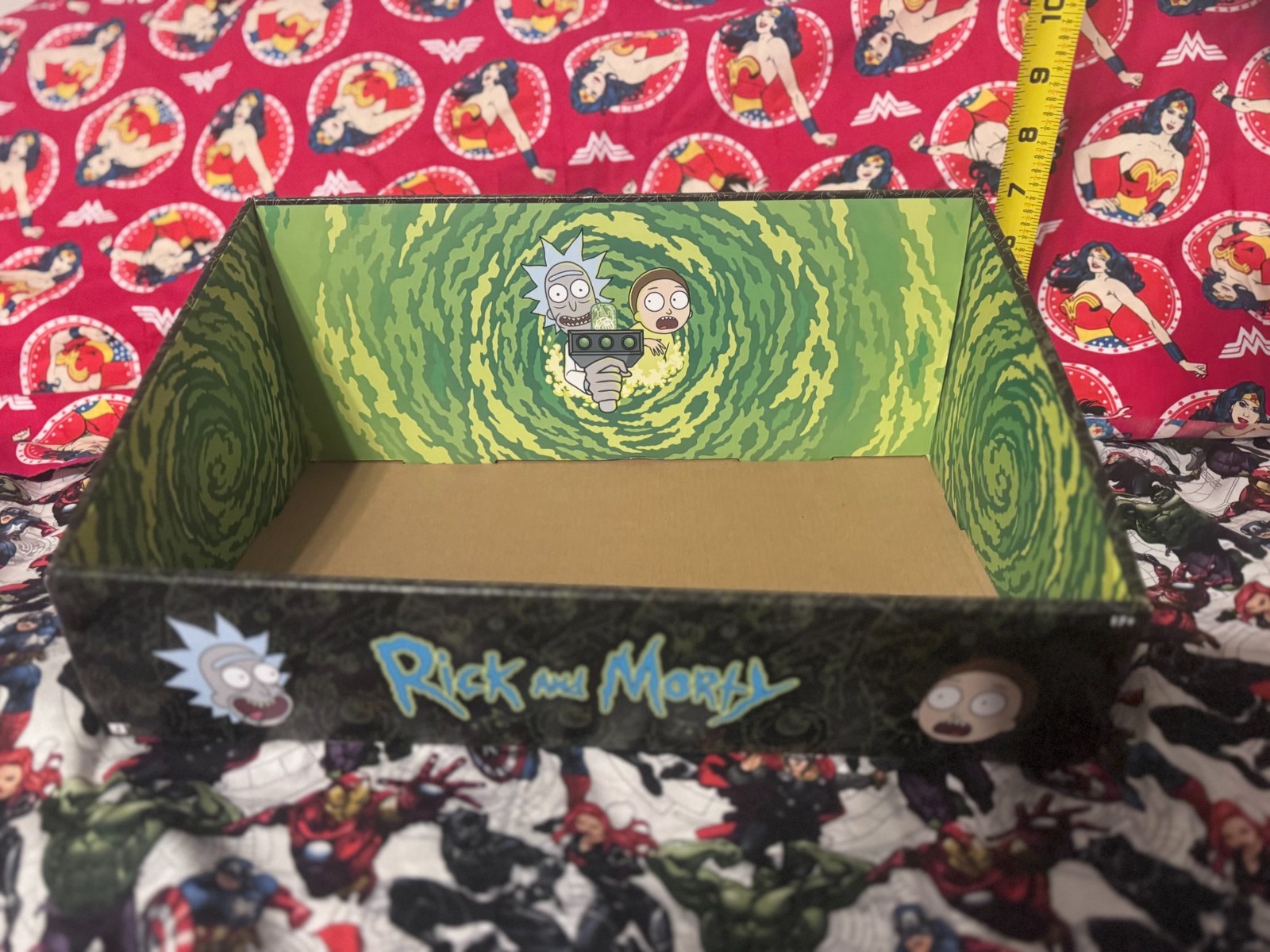 ADULT SWIM RICK AND MORTY JAZWARES STORE DISPLAY BOX FOR COLLECTIBLES RARE LTD