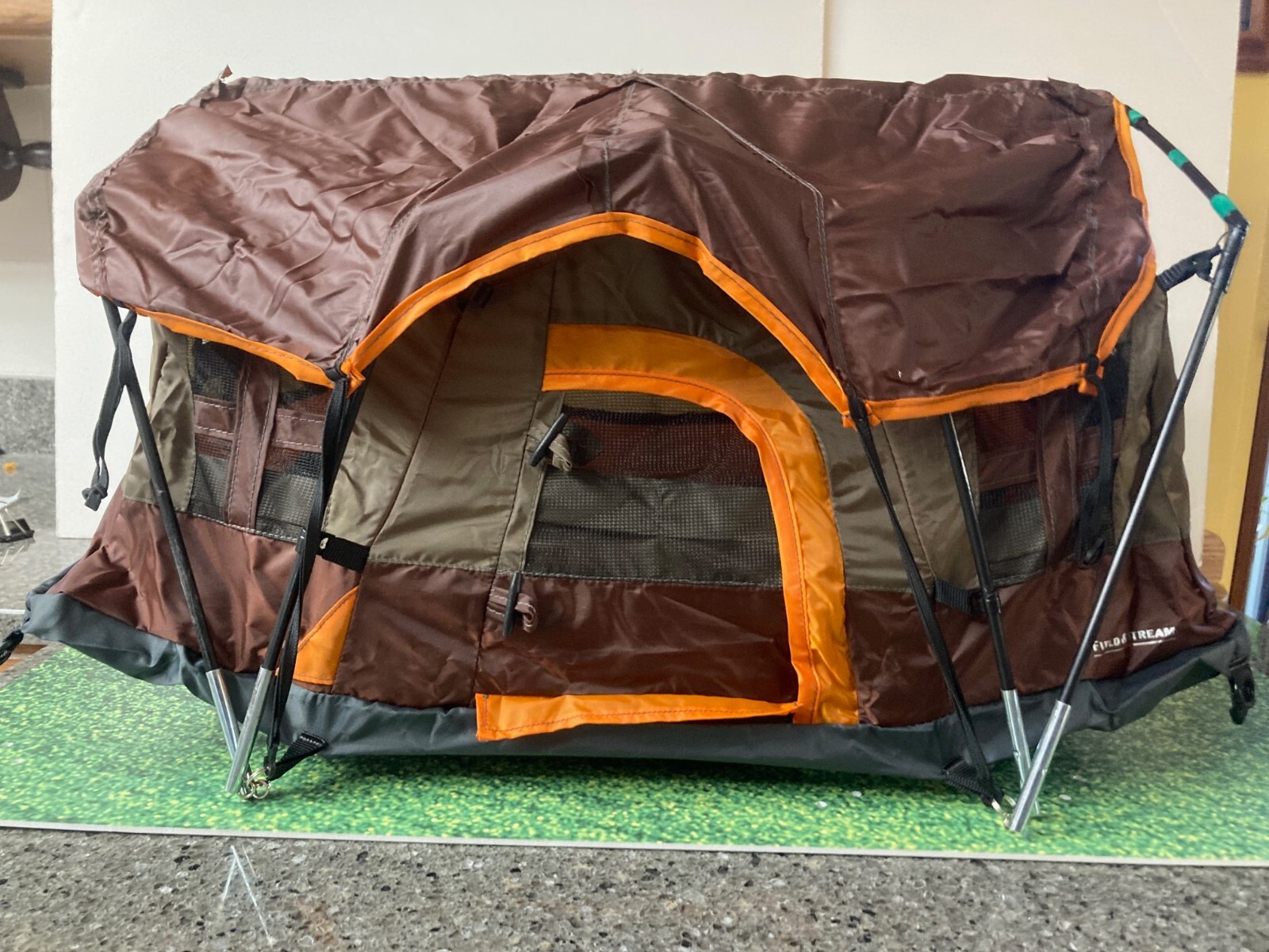 Field & Stream Tent. Ex,Lg. Store Display Salesman Sample “New” Never Displayed