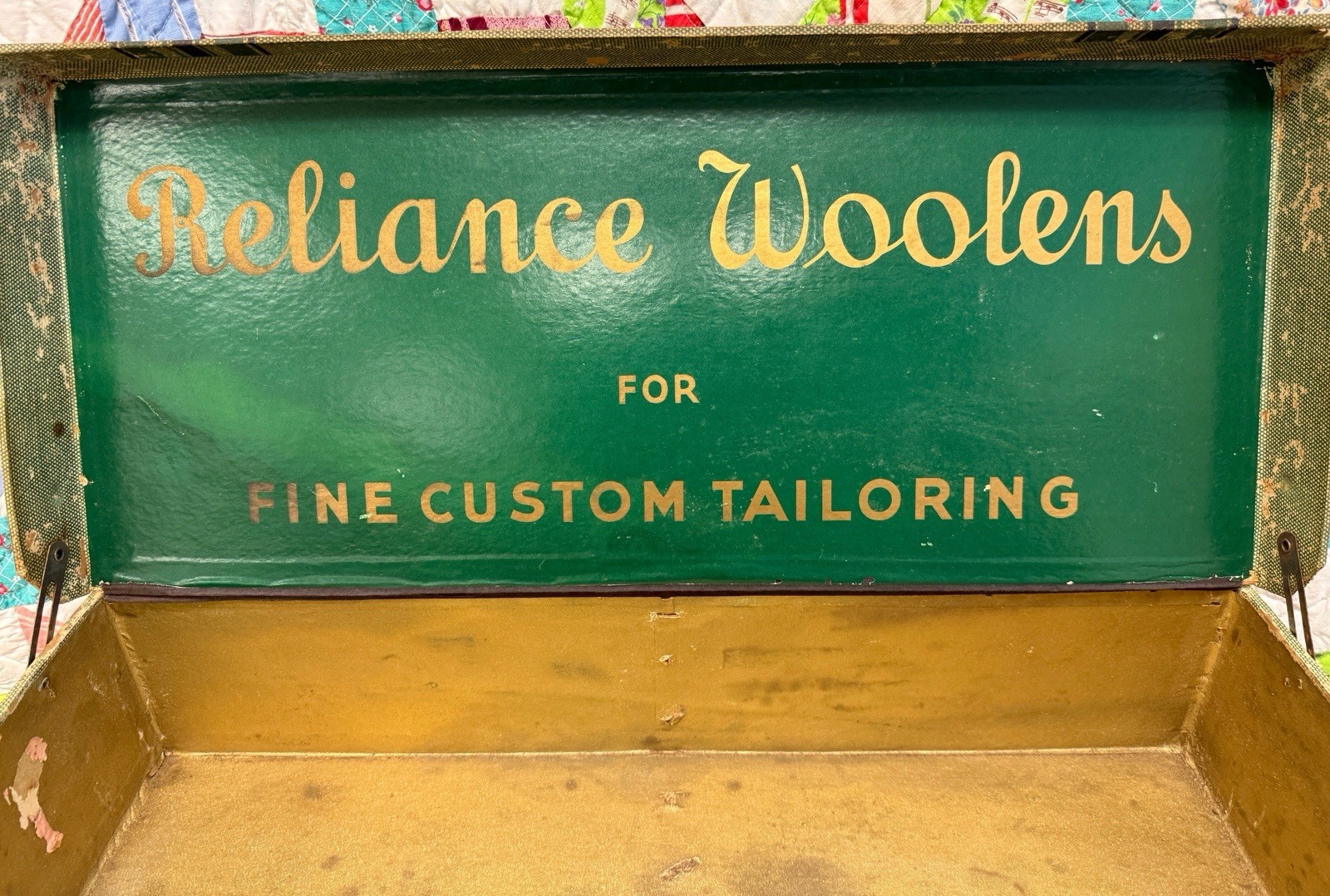 Vintage Reliance Woolens wool fabric advertising box
