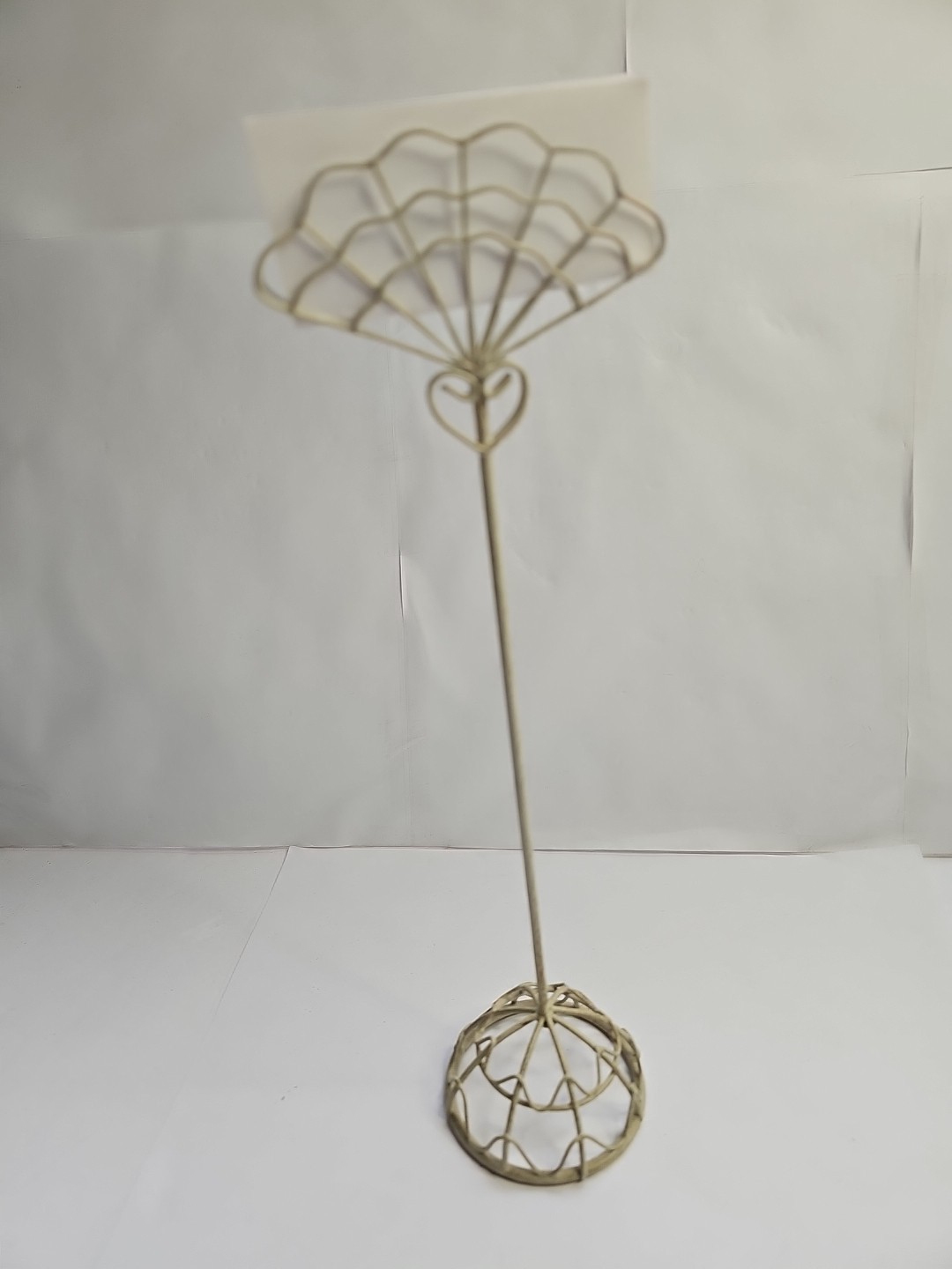 Wired Note Sign Display Stand 11″ Tall Beige Fan Shape Top