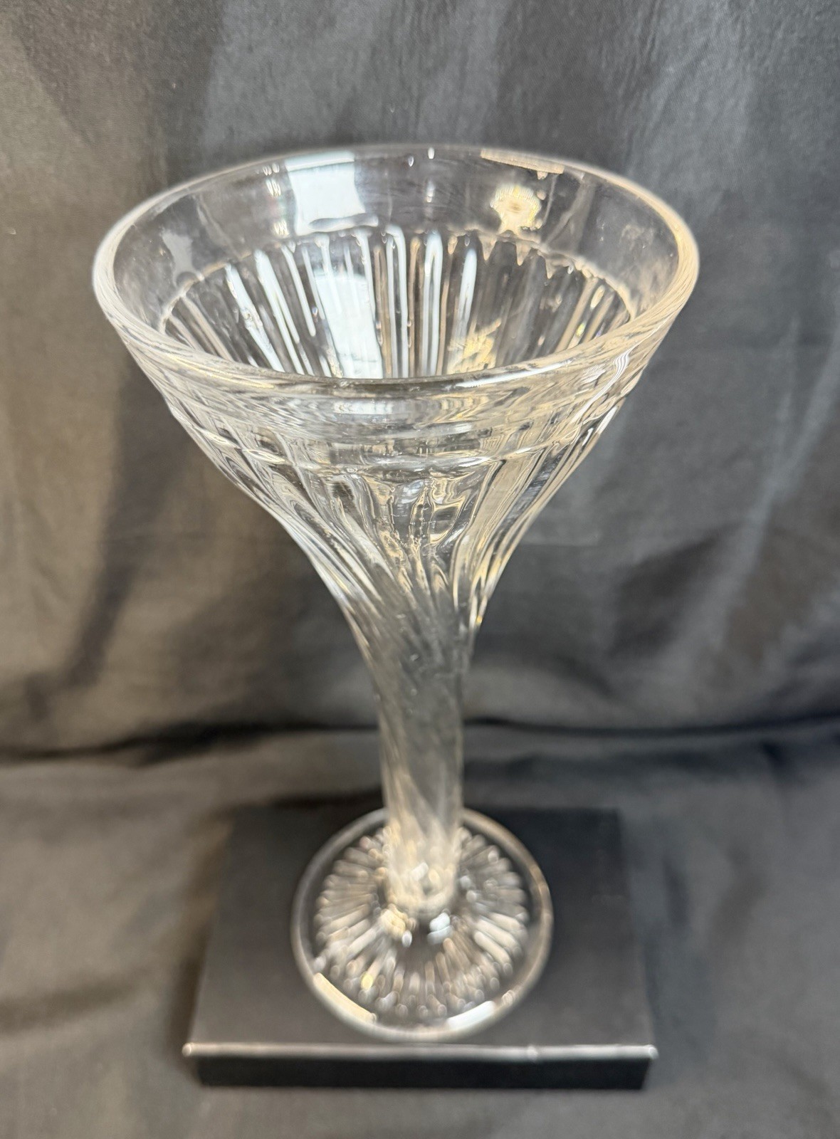 Antique Glass Shelf Riser Pedestal Hat Stands Swirl Vase 11.75″ Tall EUC Vintage