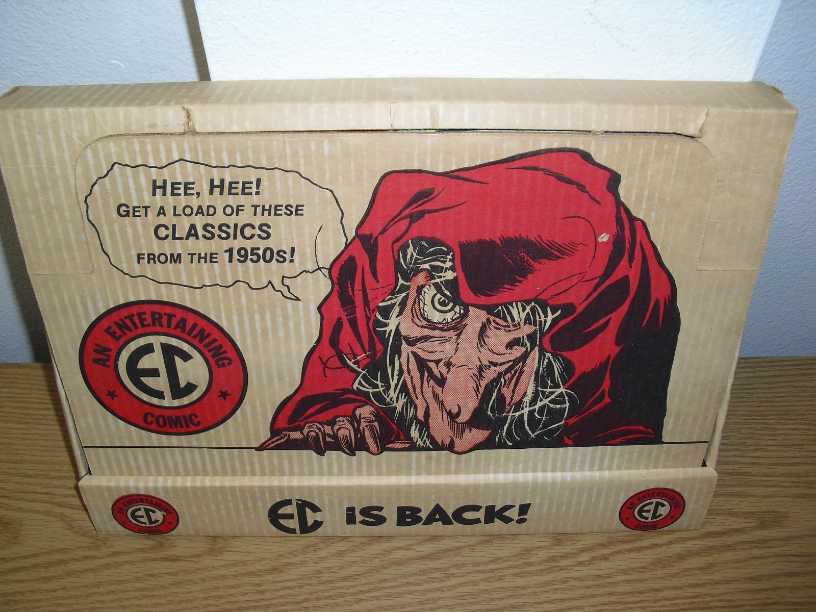 EC is Back! Store Promo Countertop Display Box w/ 25 classic issues Russ Cochran