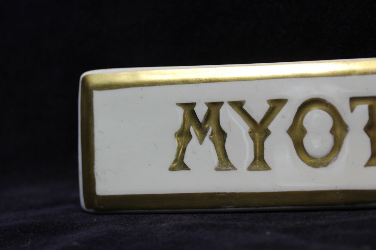 Myotts China Store Retail signage POS plaque Bone china – gold writing and edge