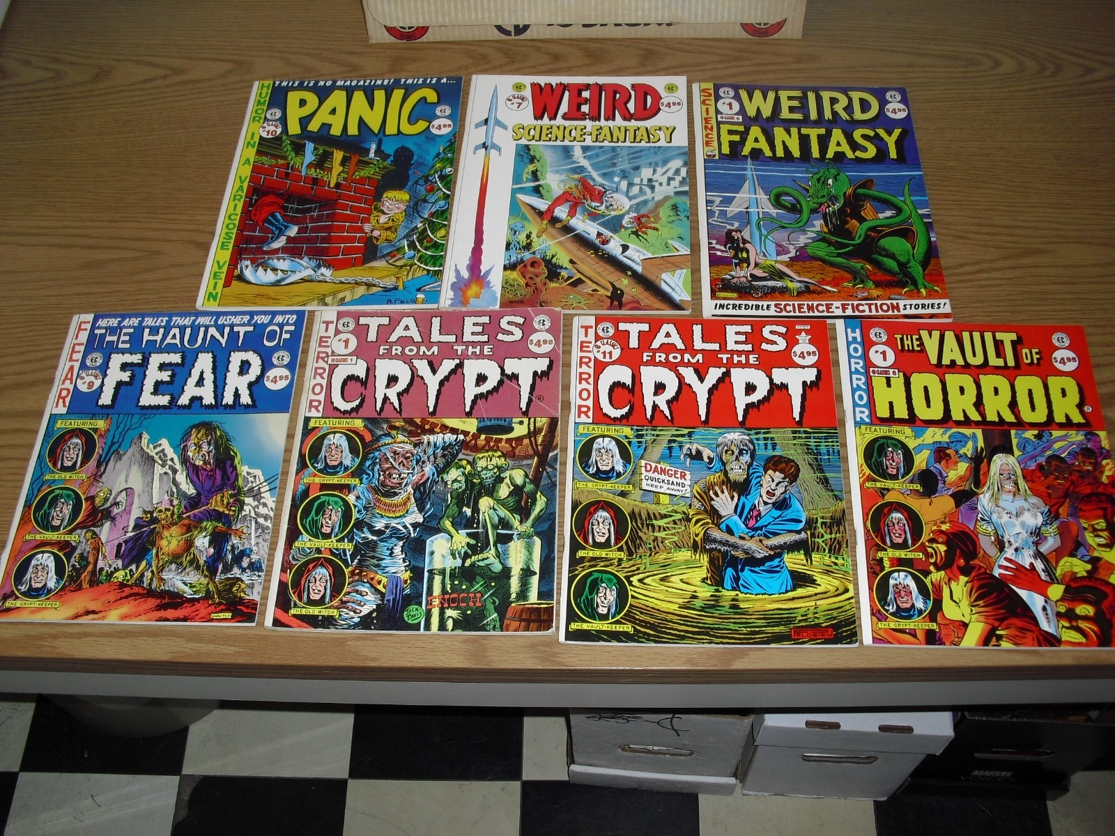 EC is Back! Store Promo Countertop Display Box w/ 25 classic issues Russ Cochran