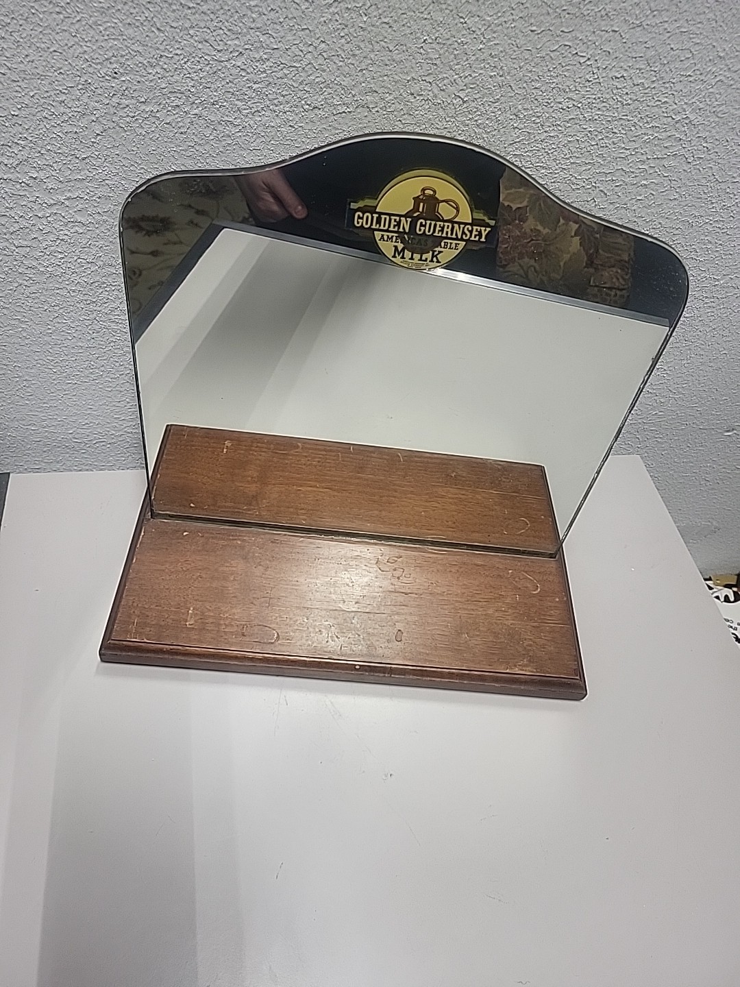 Vtg GOLDEN GURNSEY American Table MILK MCM Advertising Mirror Display Stand