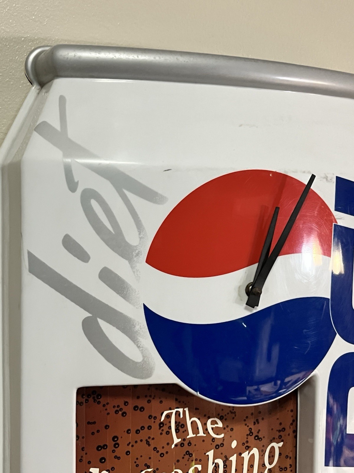 RARE Vintage Diet Pepsi Animated Advertising Wall Clock Works Moving Sign -VIDEO