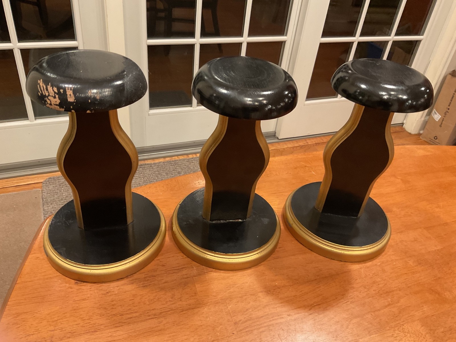 3 HOLLYWOOD REGENCY WOODEN BLACK & GOLD HAT /WIG DISPLAY STANDS – NO MONOGRAM