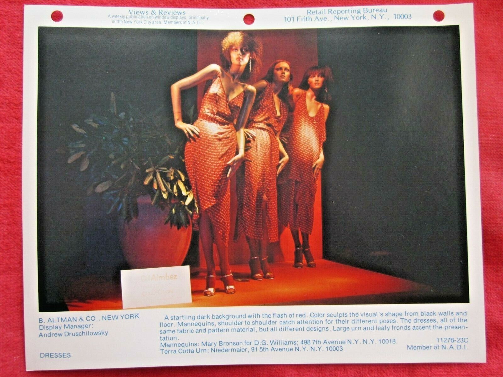 1978 B. ALTMAN, NEW YORK STORE WINDOW DISPLAY GIL AIMBEZ PHOTOGRAPH PRINT #414