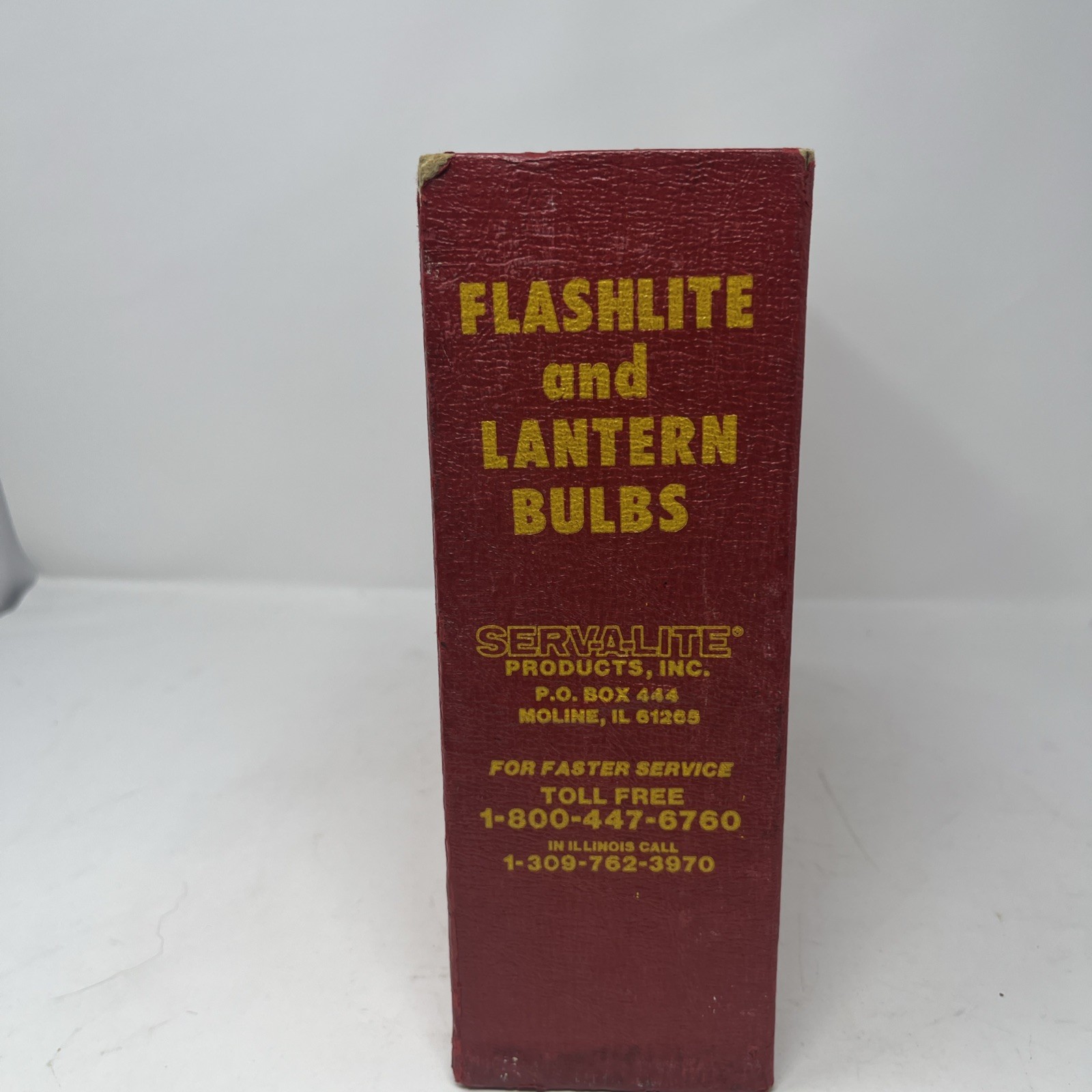 Vintage SERV-A-LITE Flashlite Bulb Merchandiser No. 300 – with Bulbs Display