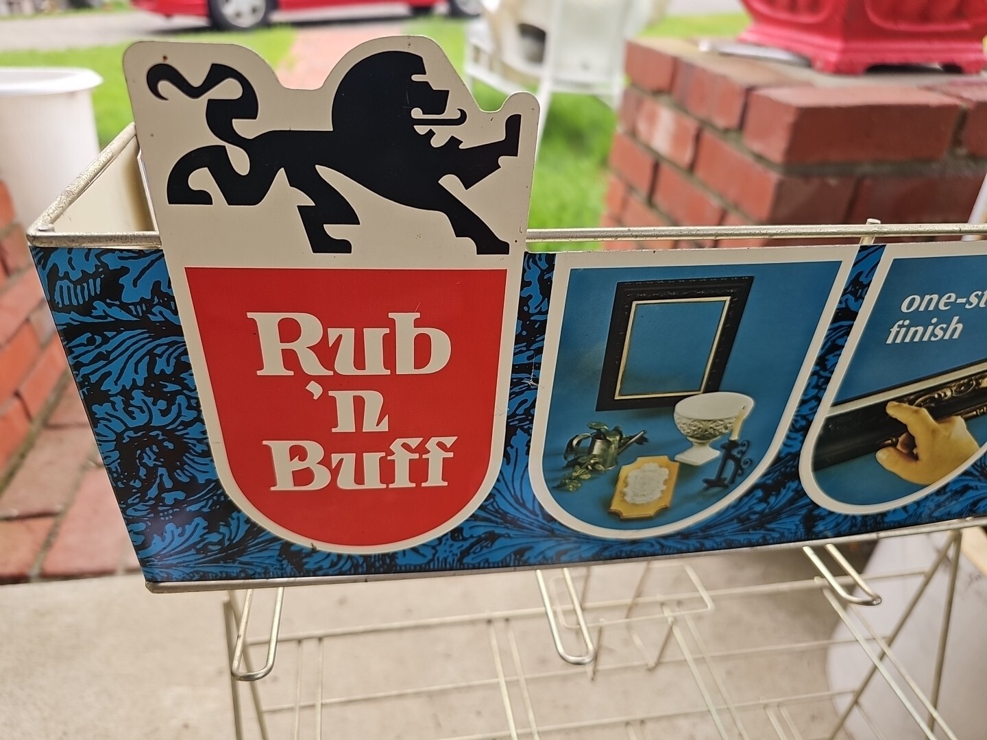 Vintage Run’N Buff Sign Wire Display Rack, Brass Colored Wire. 3 Levels. Nice