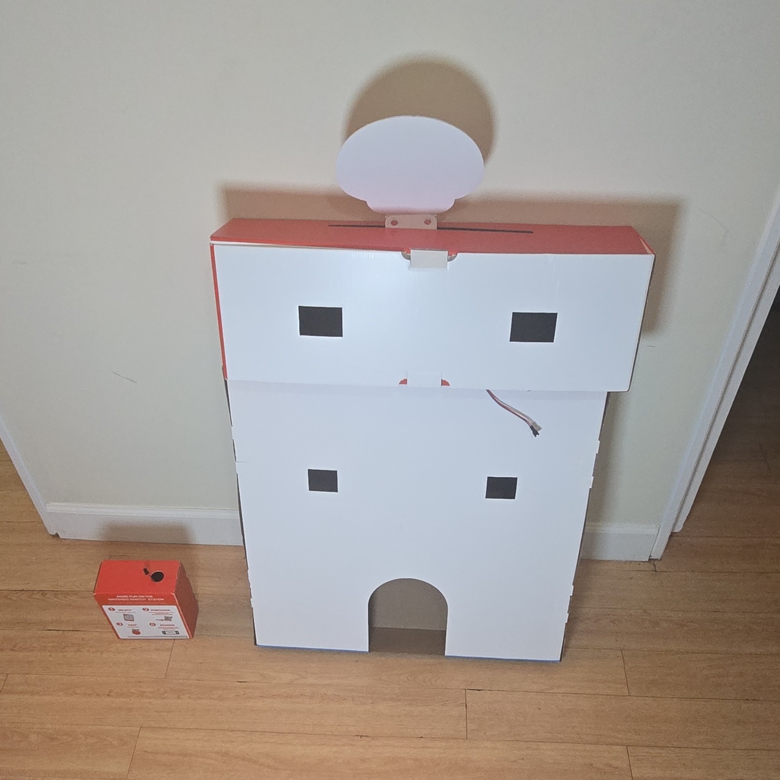 Nintendo Switch Mario & Luigi Store Display w/ Working Mushroom Movement