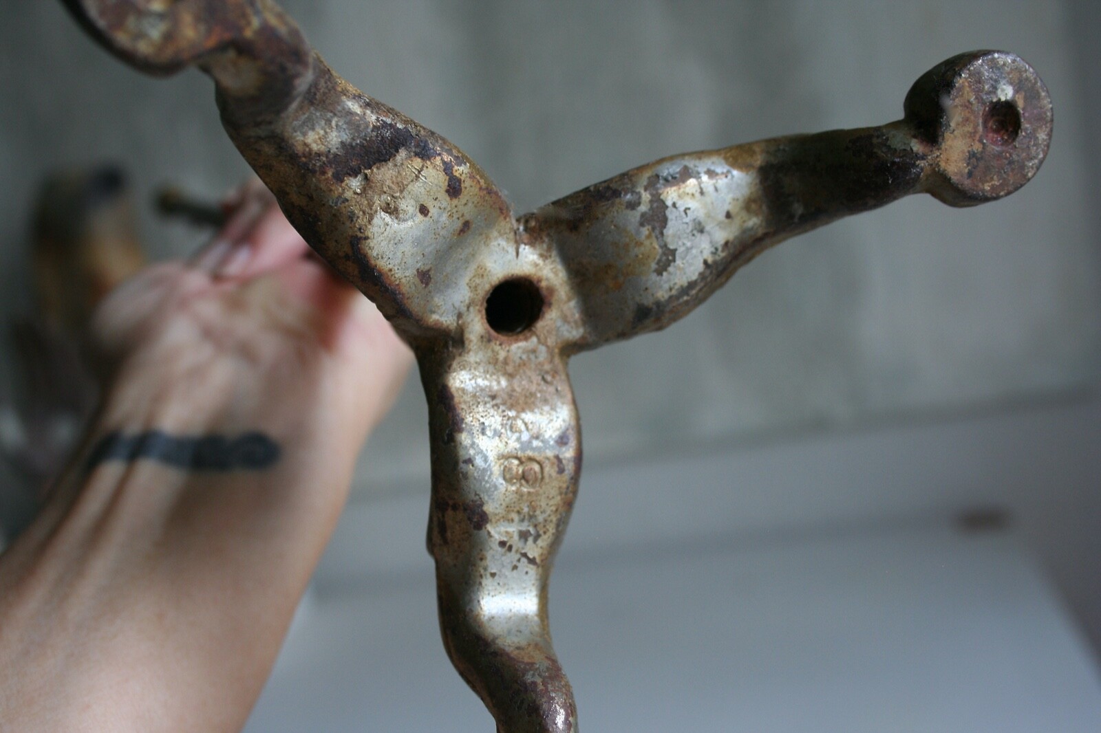 Antique 1800’s Fancy Metal Store Display Hat Stand Fixture Millinery Dry Goods