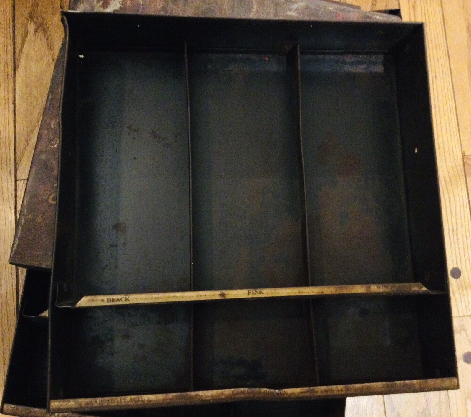 ANTIQUE c.1920 ADVERTISING GENERAL STORE DISPLAY CABINET “NEVER SAY DYE SAY RIT”