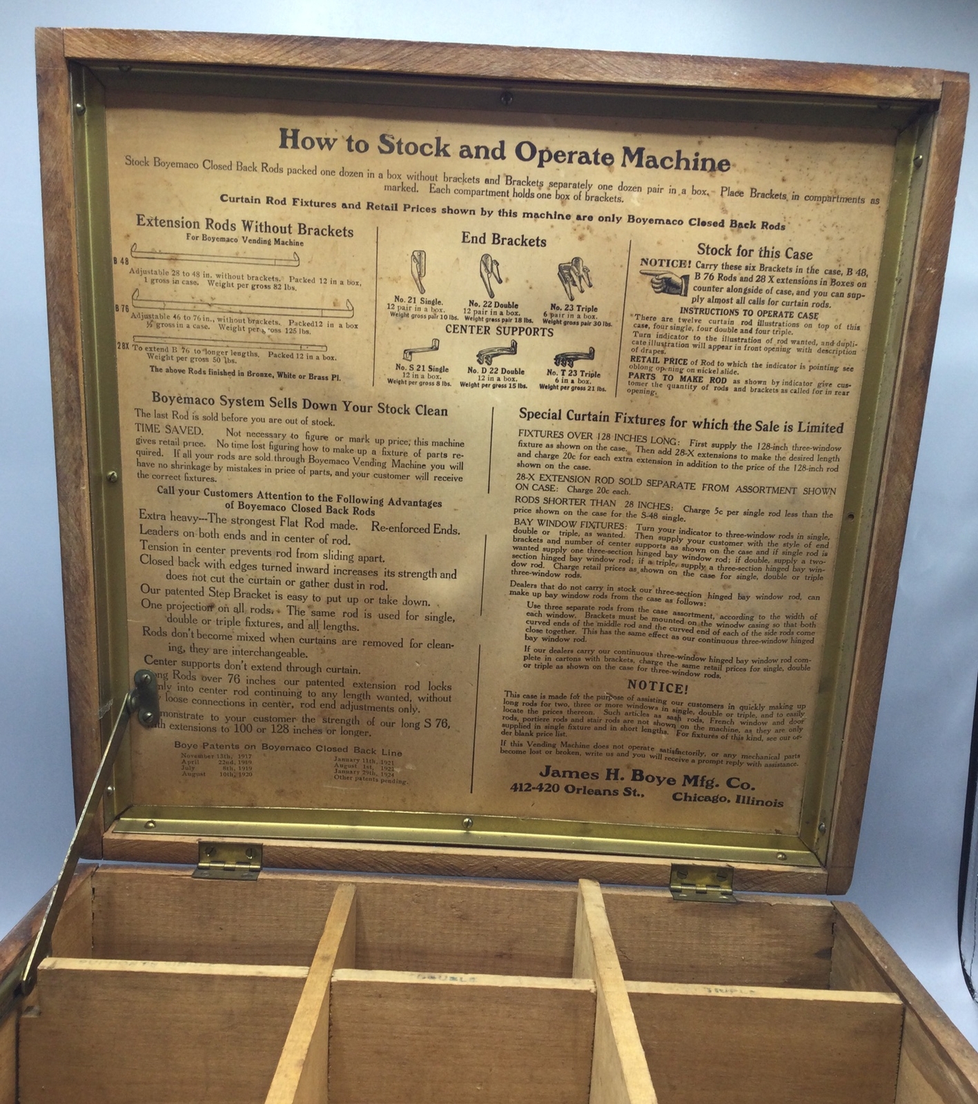 Vintage Boyemaco Curtain Fixtures Traveling Salesman Box