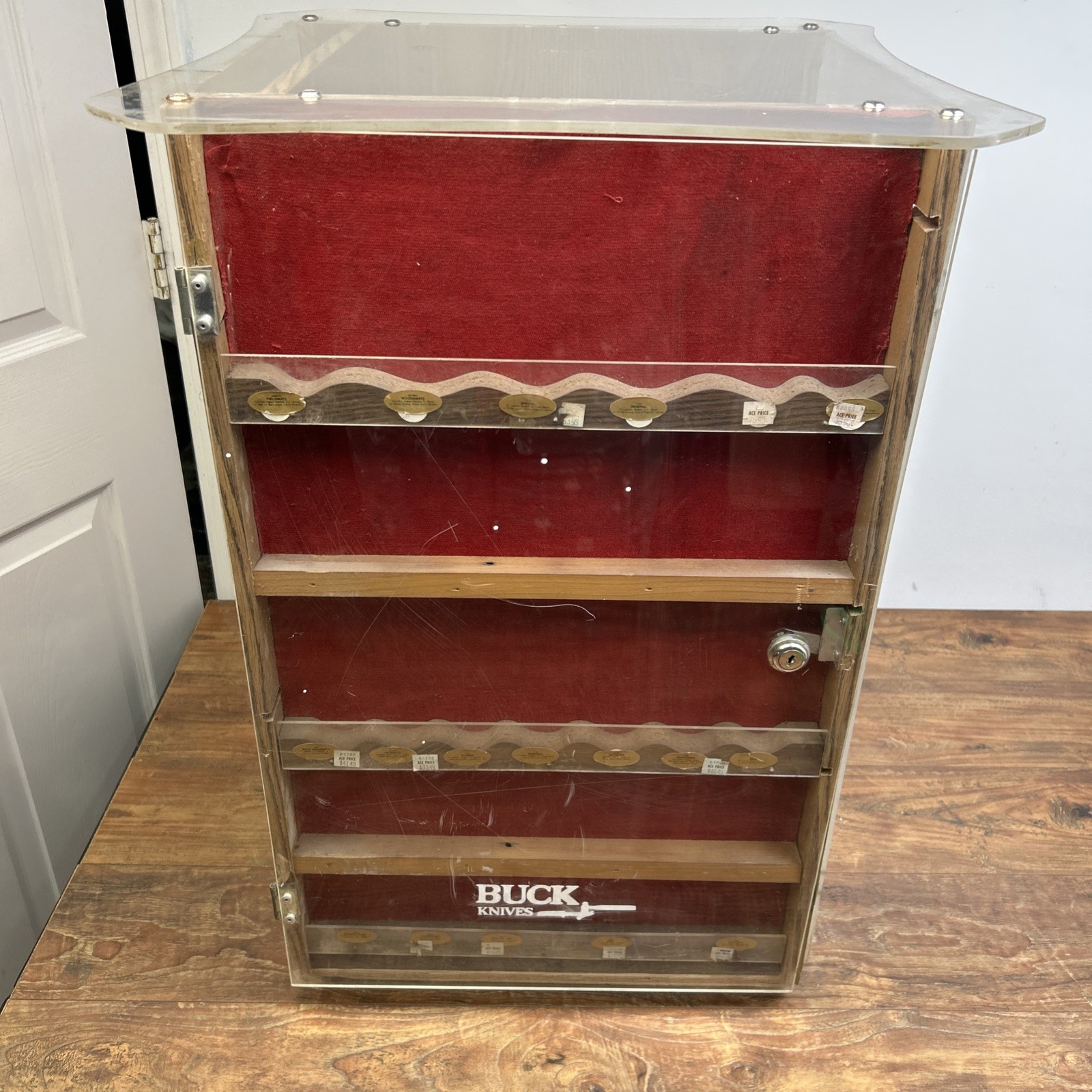 Vintage Buck Knives Swivel Knife Case Dealer Store Display Cabinet 4 Sided **